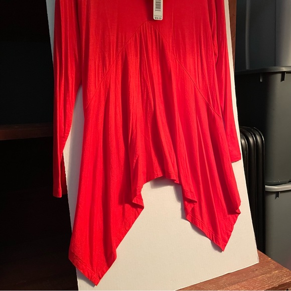 Joseph Abboud Turtleneck Tunic in Red. Size: Small, NEW with tag. 95% Rayon - Picture 10 of 10